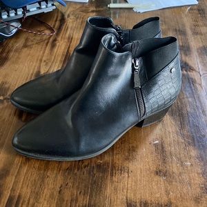 Simply Vera ankle boots